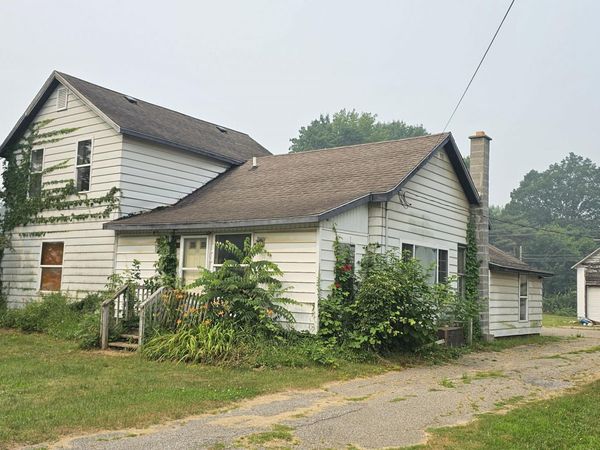 111 N State Street, Gobles, MI 49055