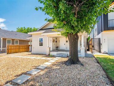 808 W 10th Street , Dallas, TX 75208