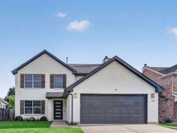 640 Fossil Wood Drive, Saginaw, TX 76179
