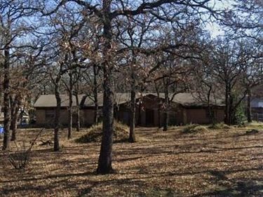 6 Rancho Drive, Fort Worth, TX 76244