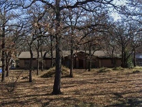 6 Rancho Drive, Fort Worth, TX 76244