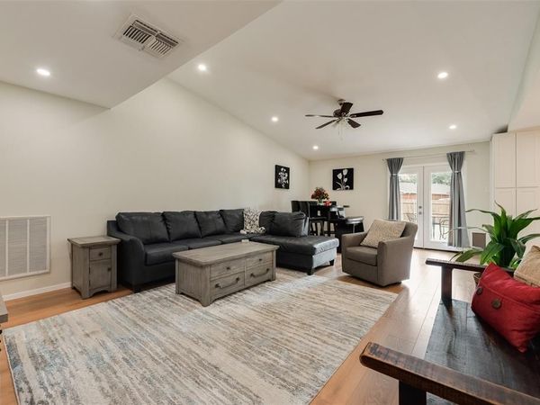 2942 Scott Mill Road, Carrollton, TX 75007