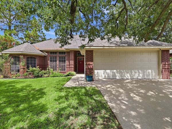 2125 Millwood Drive, Corinth, TX 76210