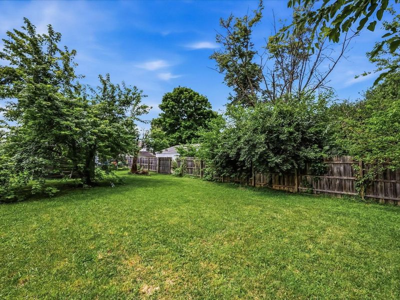 824 Hilock Road, Columbus, OH 43207 Photo 32
