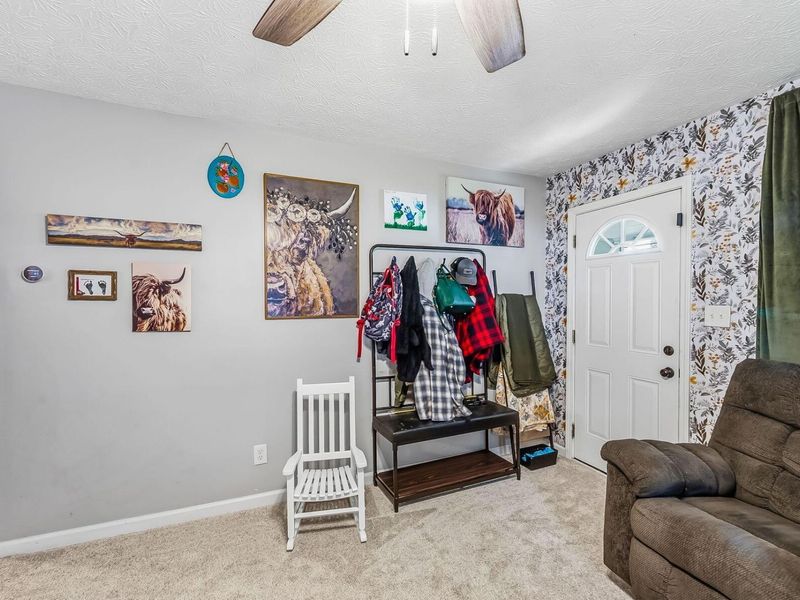 824 Hilock Road, Columbus, OH 43207 Photo 5