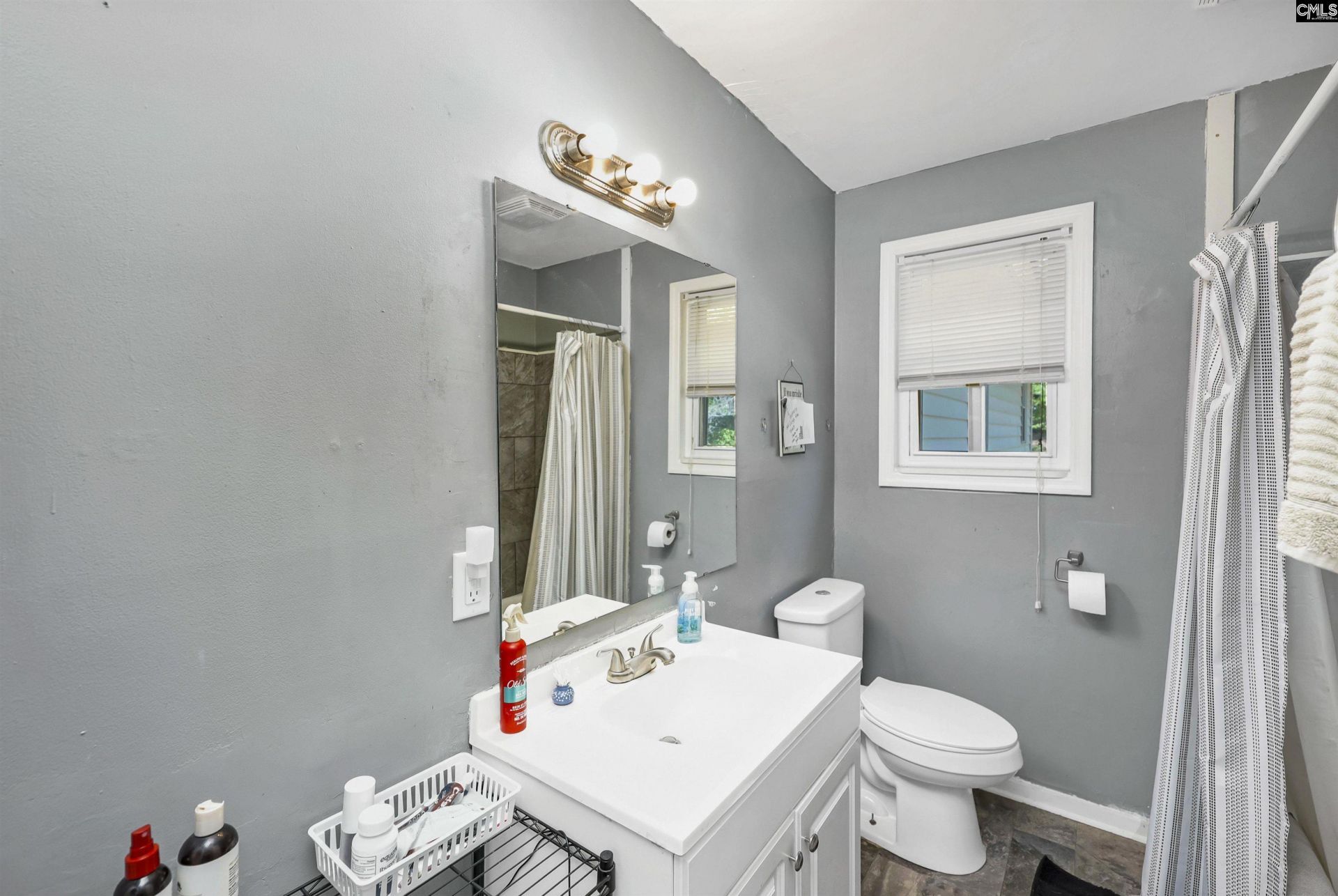 201 Weir Road  Photo 8