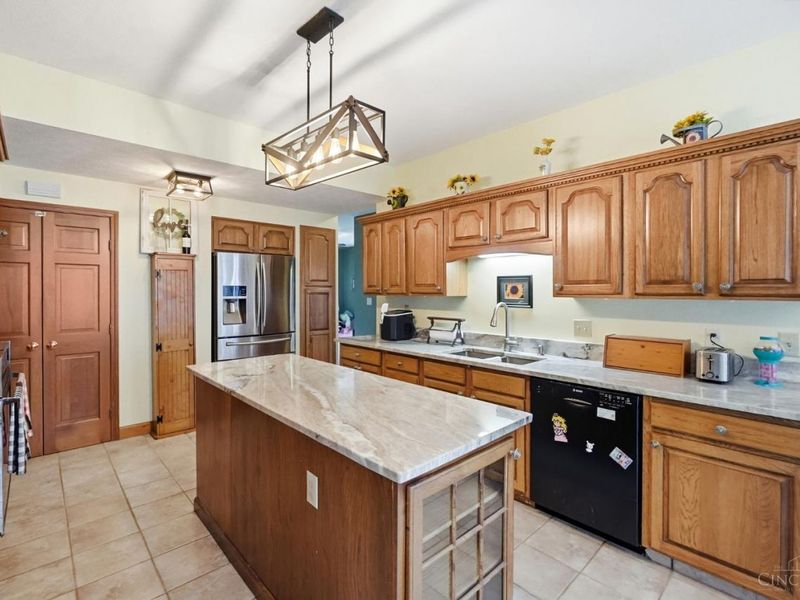 185 Woods Edge Court, Union Twp, OH 45177 Photo 15