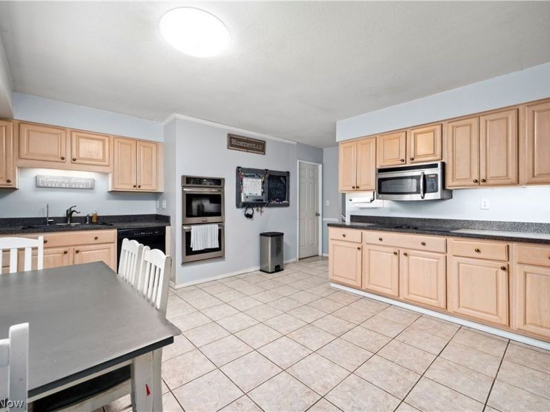 2124 Hinckley Hills Road, Hinckley, OH 44233 Photo 5