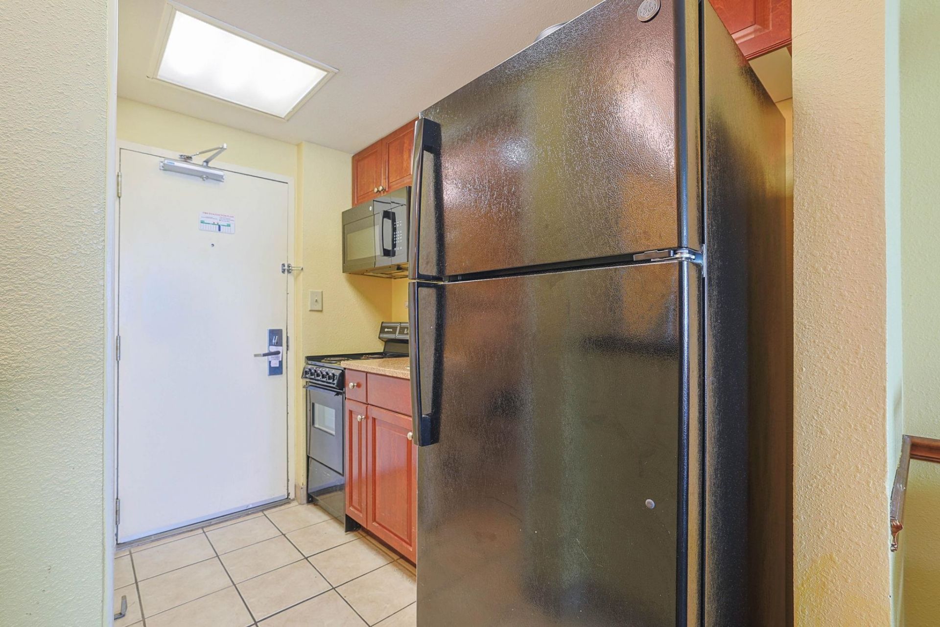 5200 N Ocean Blvd.  Photo 8