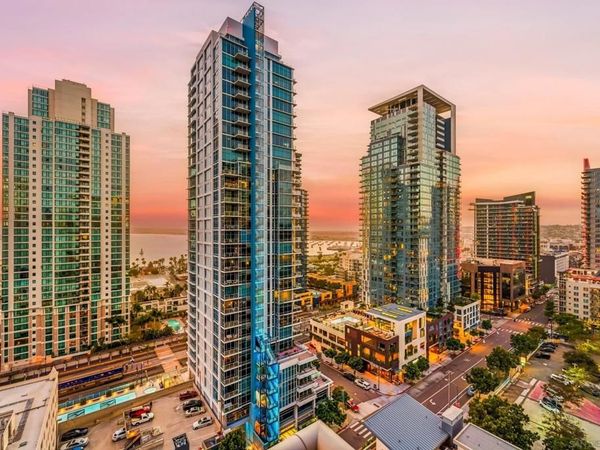 1240 India Street , Unit 1800, San Diego, CA 92101