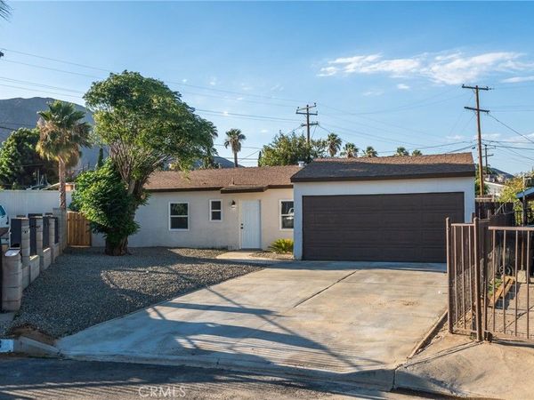 5673 Bella Drive, Riverside, CA 92509