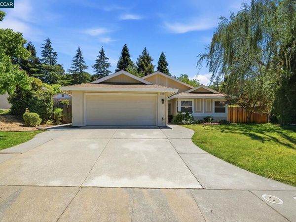 790 Rose Dr, Benicia, CA 94510