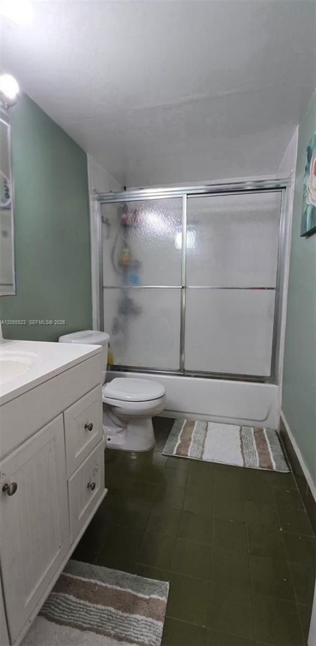 8405 NW 8th St, Unit 201, Miami, FL 33126 Photo