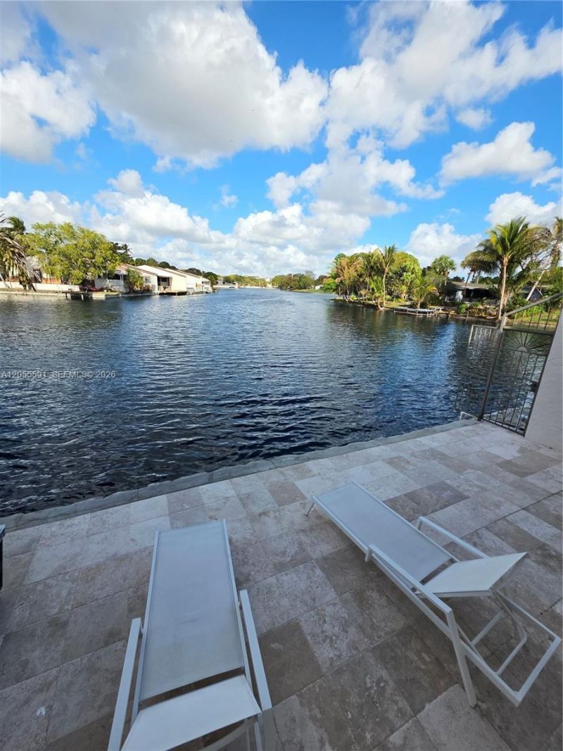 7282 Jacaranda Ln, Miami Lakes, FL 33014 Photo
