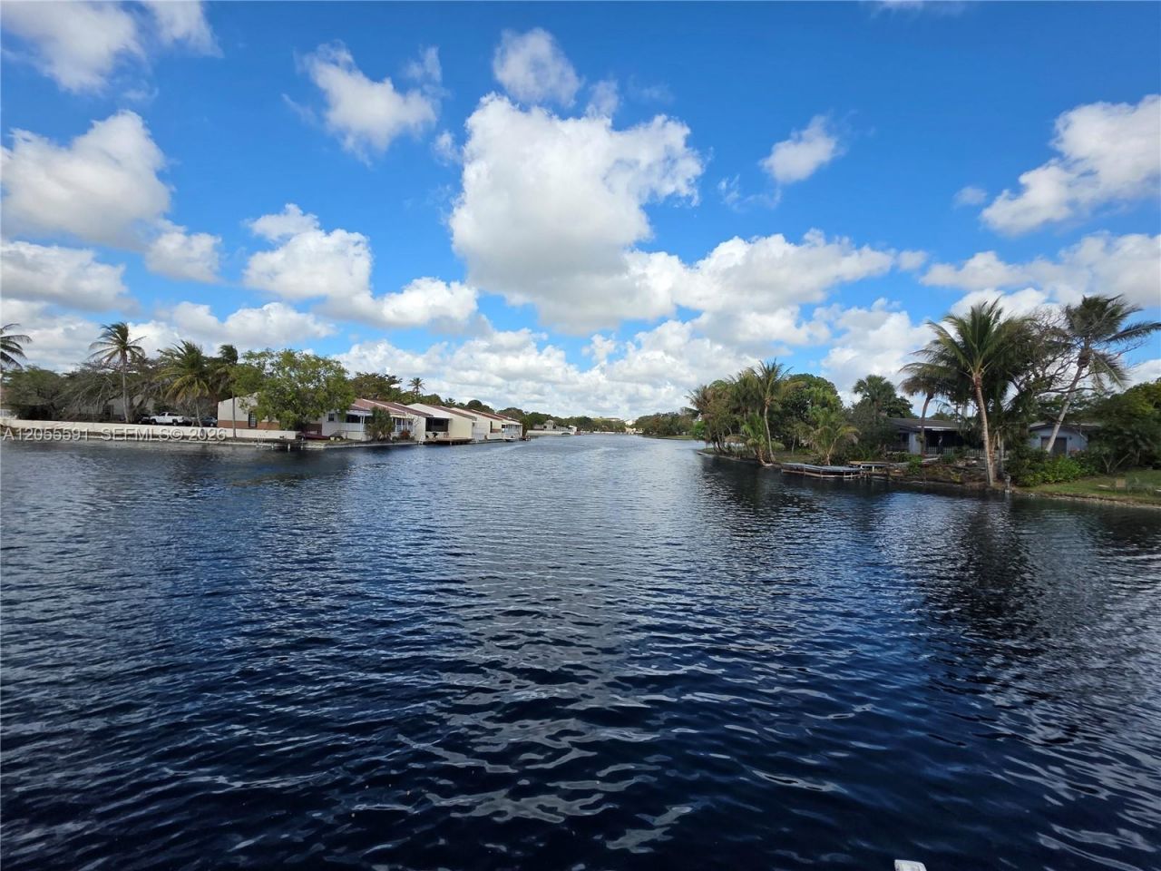 7282 Jacaranda Ln, Miami Lakes, FL 33014 Photo