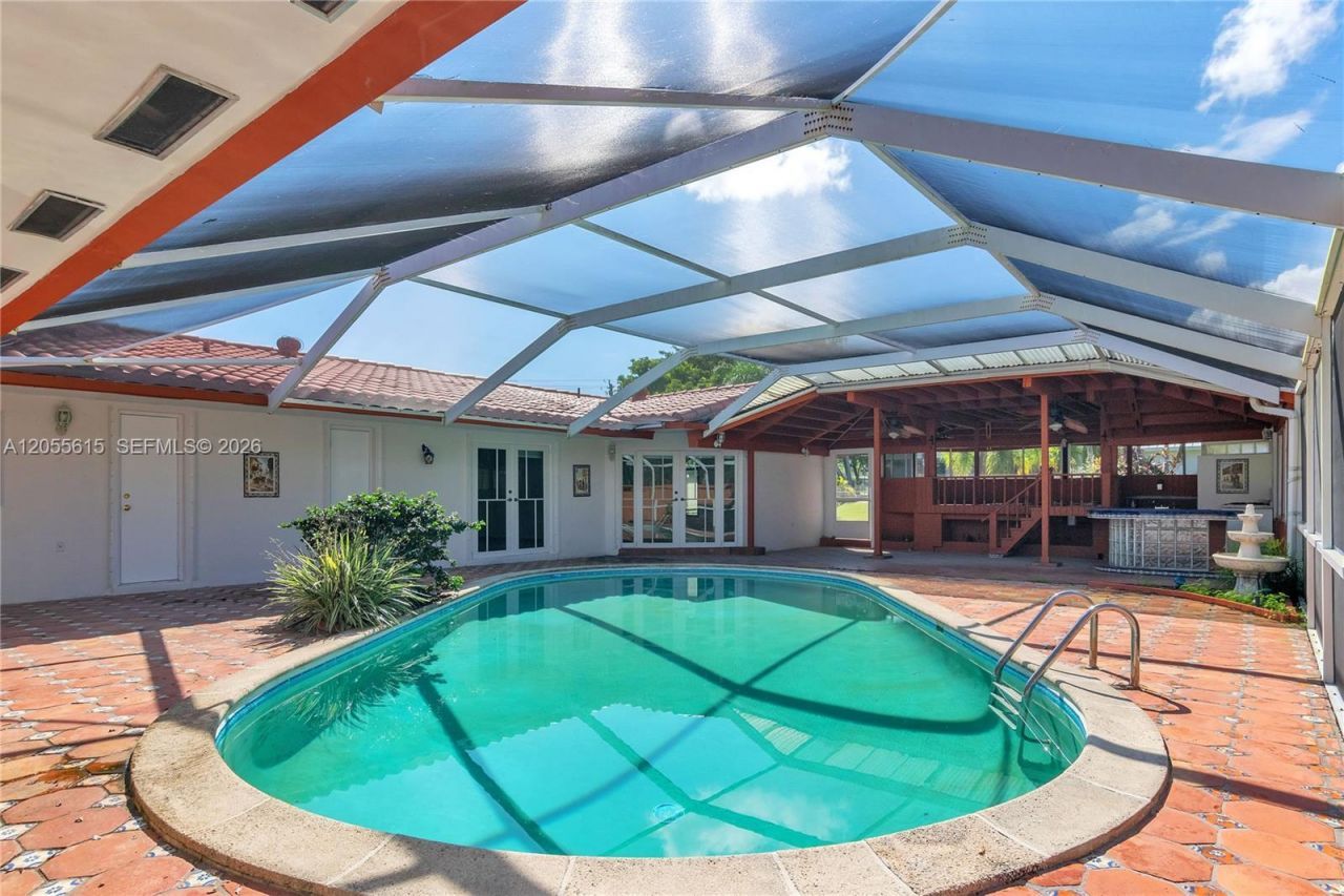 17320 SW 89th Ave , Palmetto Bay, FL 33157 Photo