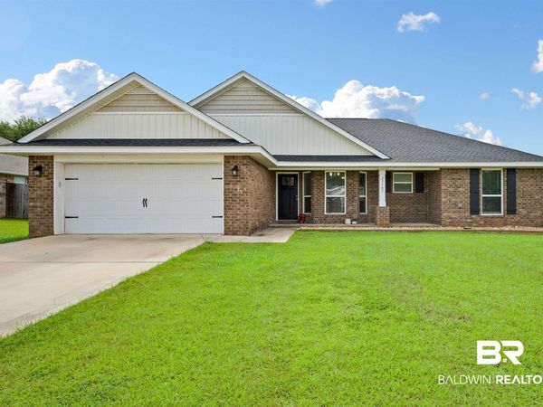 23187 Ridgewood Drive, Robertsdale, AL 36567