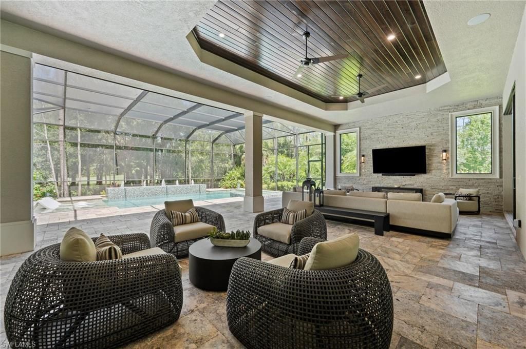 6641 Edgecumbe Dr, Naples, FL 34119 Photo
