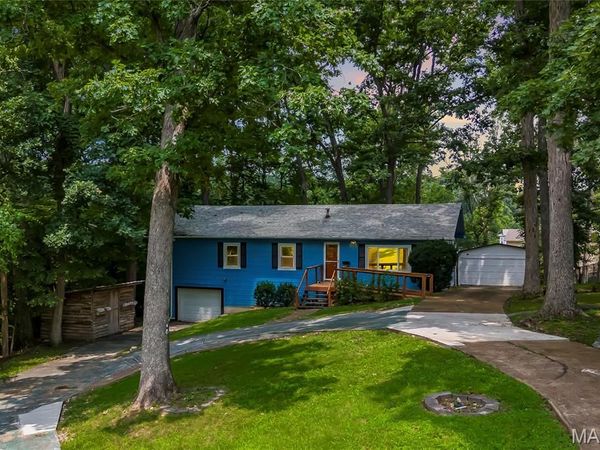 4125 Schumacher Road, High Ridge, MO 63049