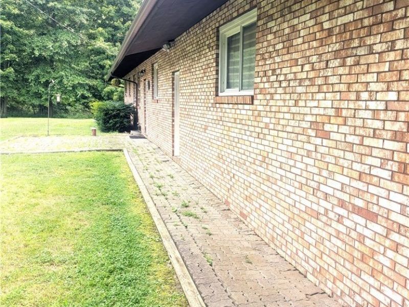 5779 Greer Road SE, Uhrichsville, OH 44683 Photo 10