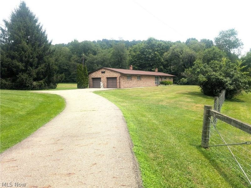 5779 Greer Road SE, Uhrichsville, OH 44683 Photo 2