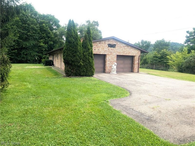 5779 Greer Road SE, Uhrichsville, OH 44683 Photo 8