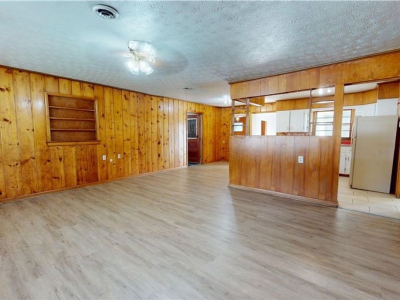 2309 Rockland Avenue, Belpre, OH 45714 Photo 6