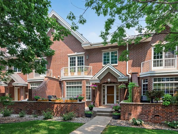 10776 Falling Water Lane, Unit B, Woodbury, MN 55129
