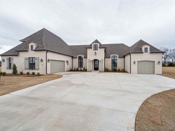 8622 S Timber Wolf Drive , Broken Arrow, OK 74014