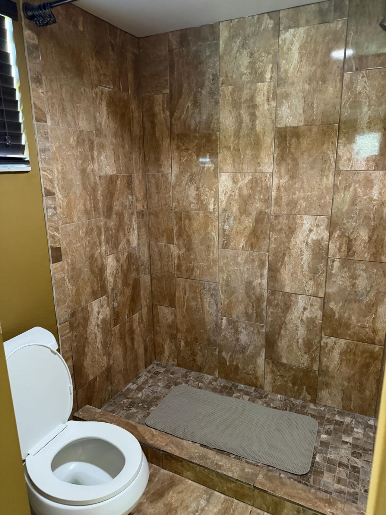 10001 Winding Lake Road, Unit 106, Sunrise, FL 33351 Photo