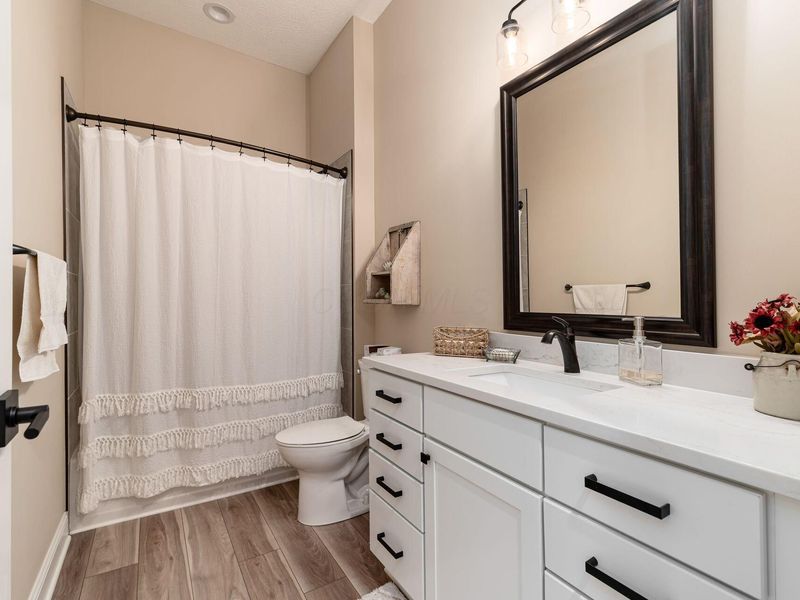 8977 Coe Drive, Plain City, OH 43064 Photo 7