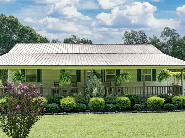 8664 Old Dixie Highway, Spring City, TN 37381