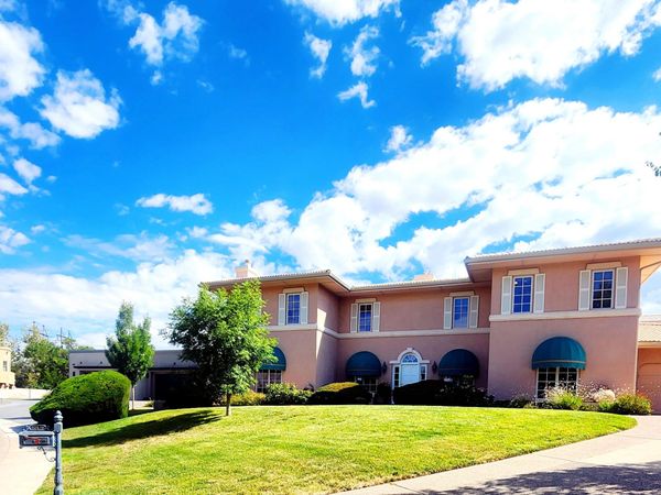 10136 Masters Drive NE, Albuquerque, NM 87111