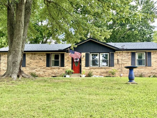 2188 Blakemore Dr , Clarksville, TN 37040