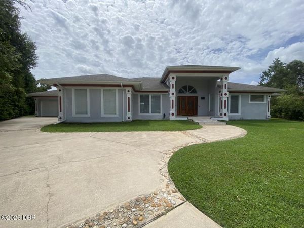 108 Paradise Valley Court, Daytona Beach, FL 32114