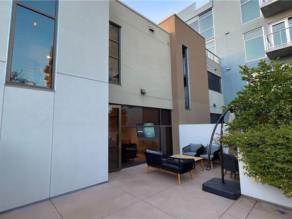 353 E Bonneville Avenue, Unit 718, Las Vegas, NV 89101