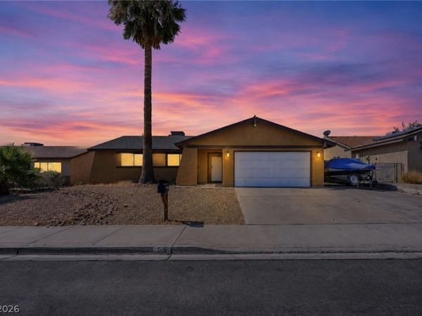 516 N Summit Drive , Henderson, NV 89002