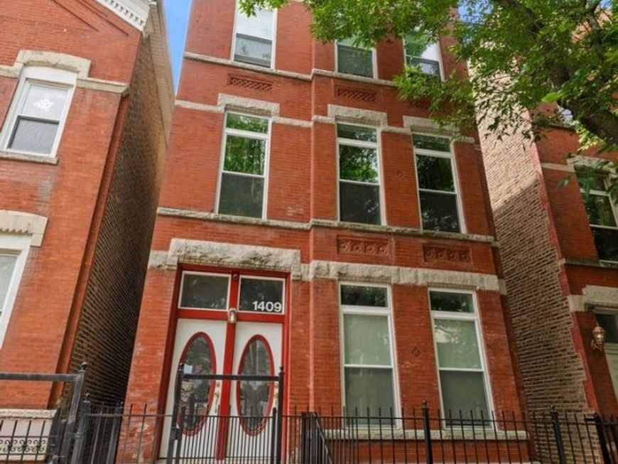 Main Photo