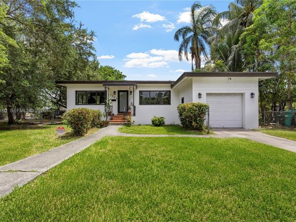 106 NW 84th St , Miami, FL 33150
