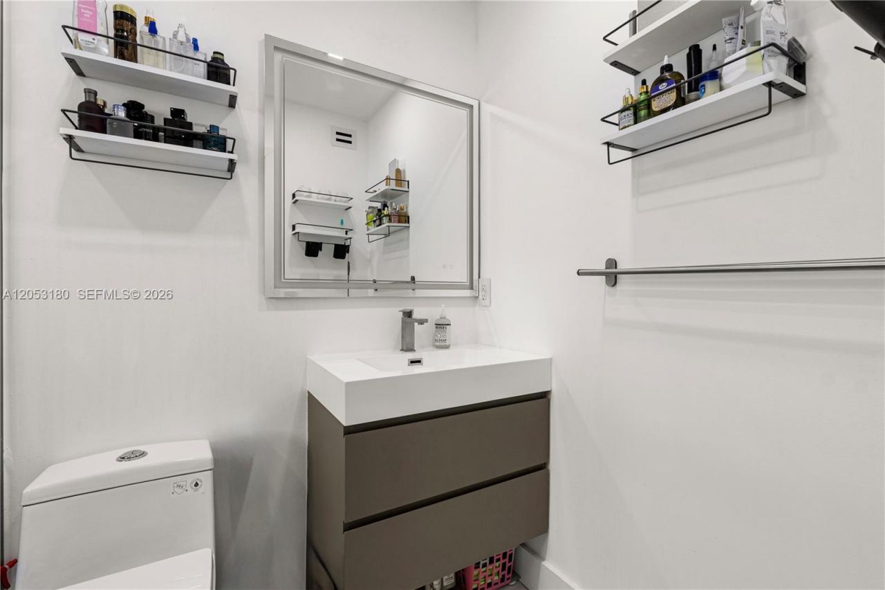 106 NW 84th St , Miami, FL 33150 Photo