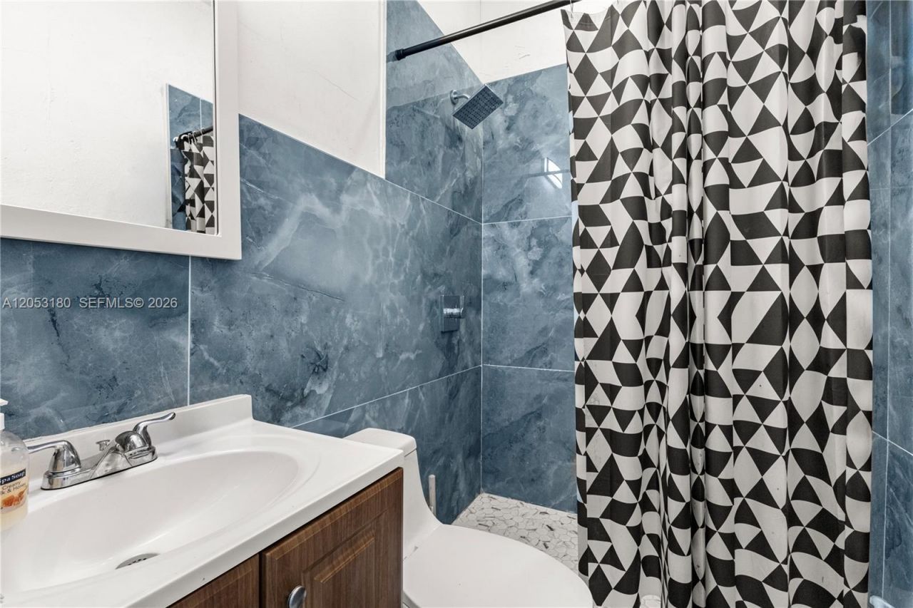106 NW 84th St , Miami, FL 33150 Photo