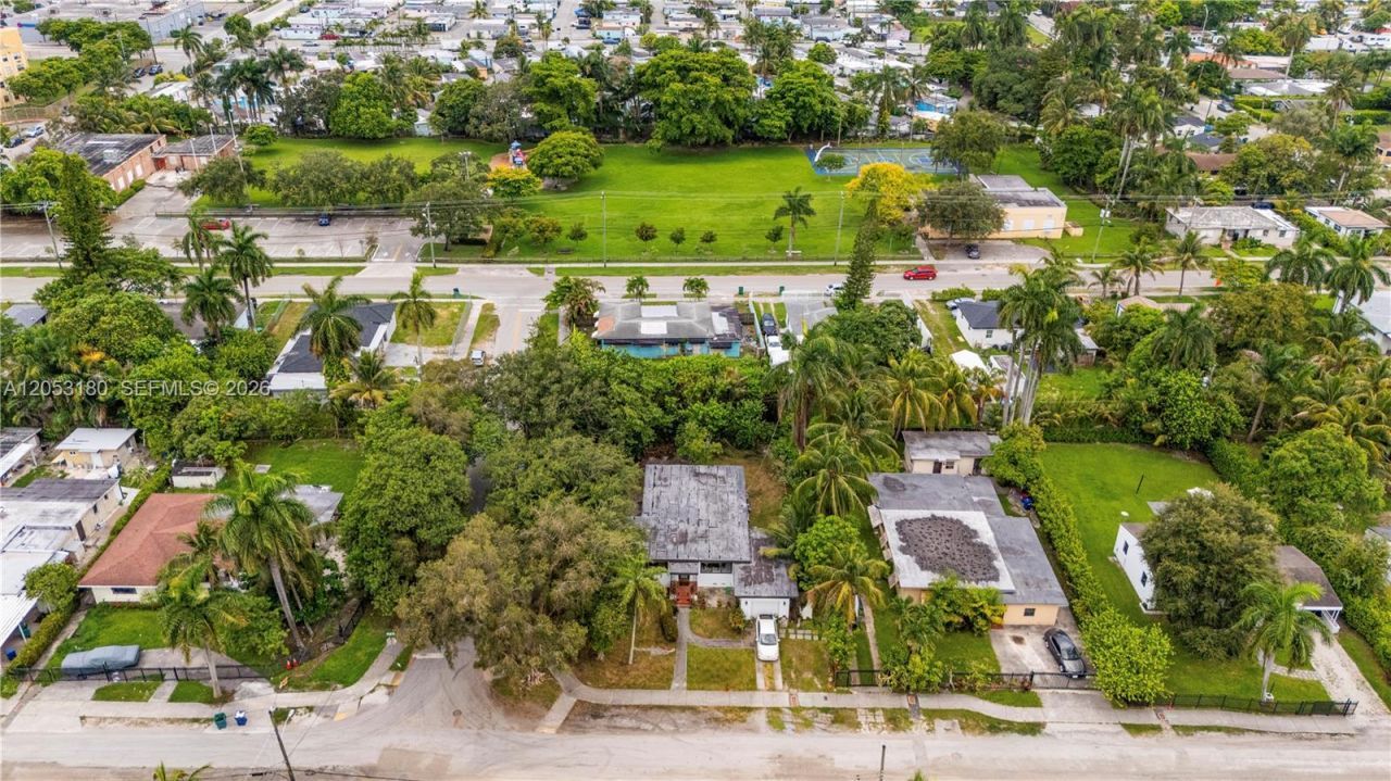 106 NW 84th St , Miami, FL 33150 Photo