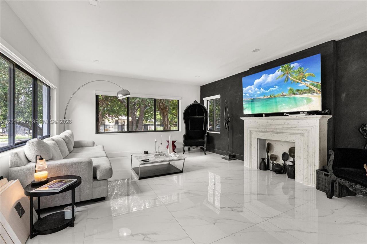 106 NW 84th St , Miami, FL 33150 Photo