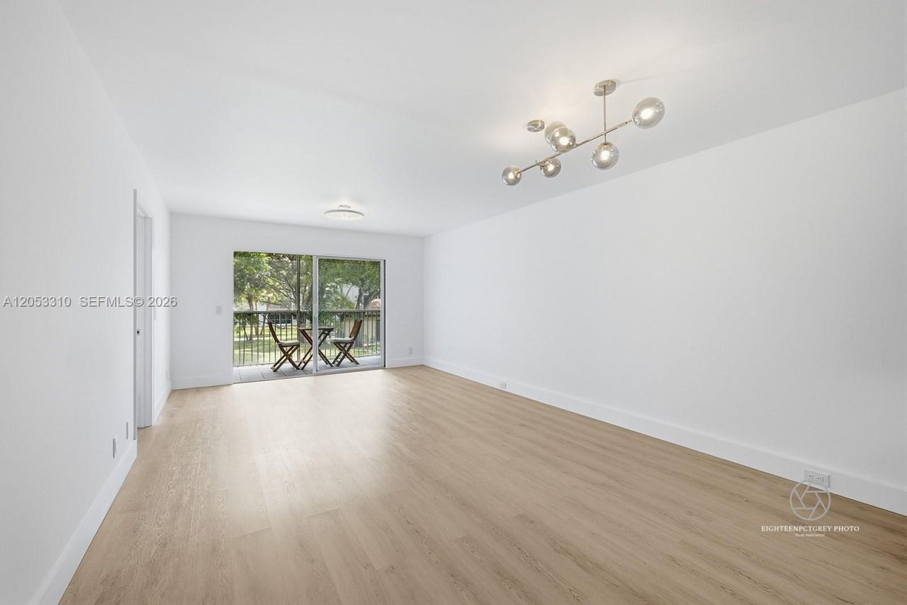 1351 SW 125th Ave , Unit 206S, Pembroke Pines, FL 33027 Photo
