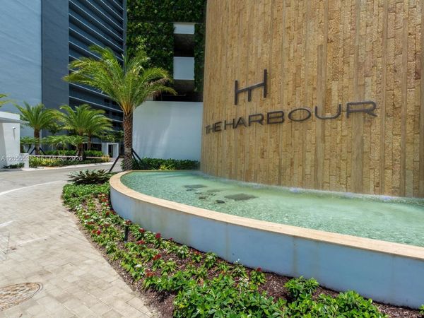 16385 Biscayne Blvd , Unit 1103, North Miami Beach, FL 33160