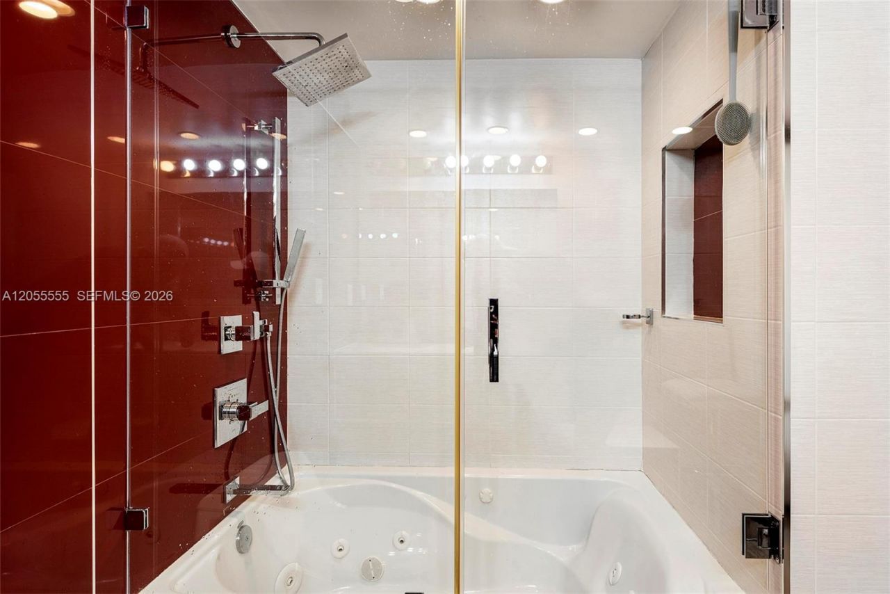 5151 Collins Ave , Unit 1420, Miami Beach, FL 33140 Photo