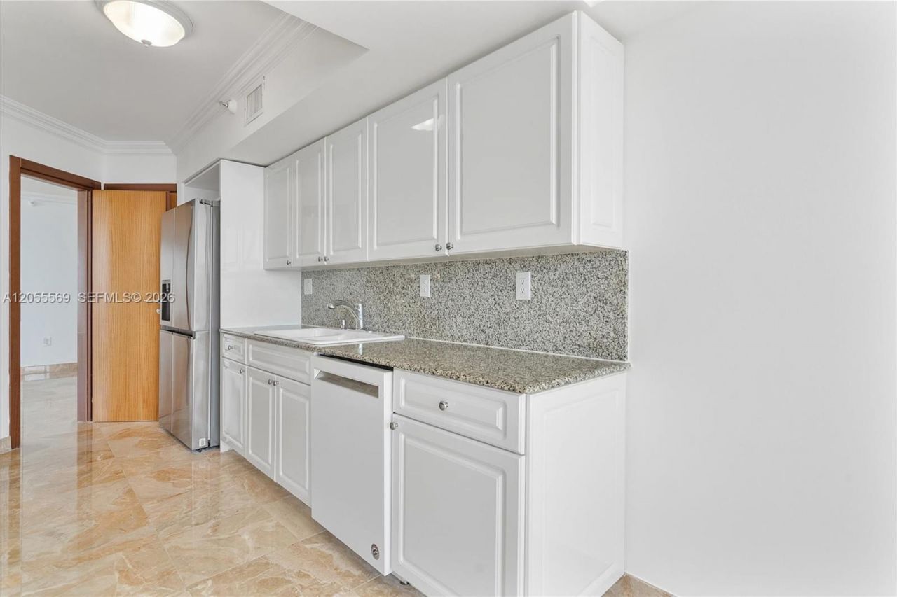 16711 Collins Ave, Unit 1207, Sunny Isles Beach, FL 33160 Photo