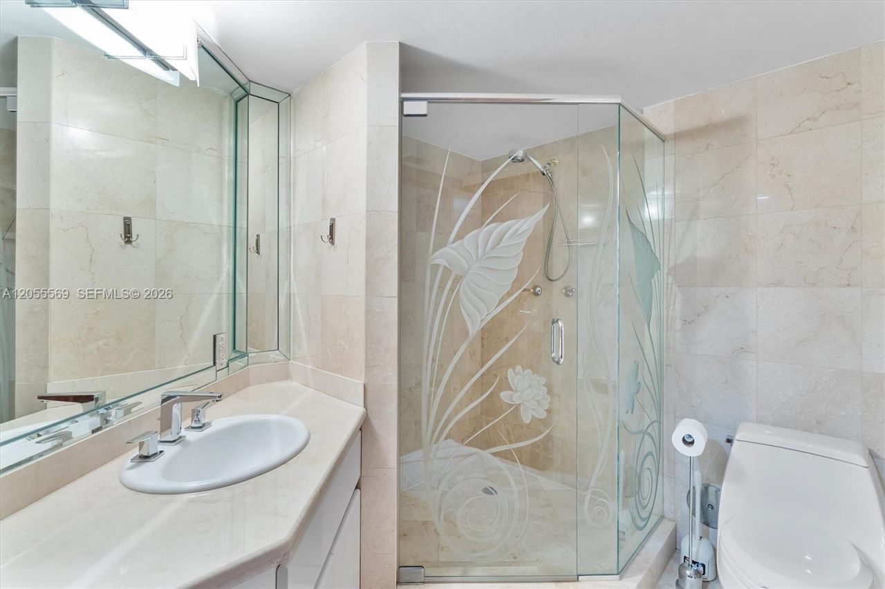 16711 Collins Ave, Unit 1207, Sunny Isles Beach, FL 33160 Photo