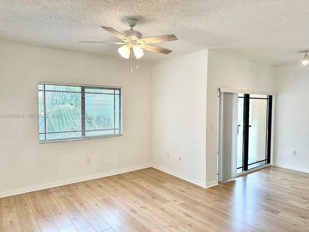 2807 Veronia Dr , Unit 301, Palm Beach Gardens, FL 33410 Photo