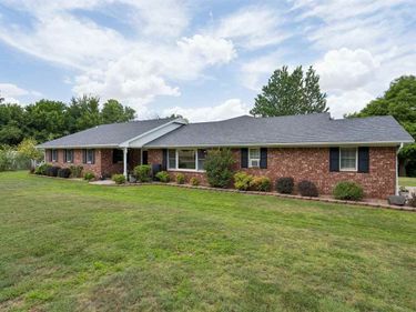 2416 State Hwy 81, Marlow, OK 73055